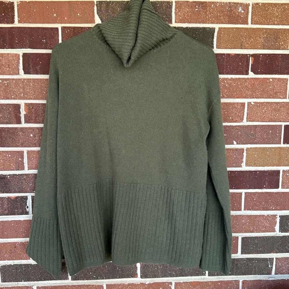 Saks Fifth Avenue Cashmere Sweater